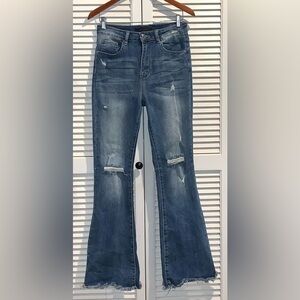 Risen high rise flare raw hem distressed jeans Women’s size 9